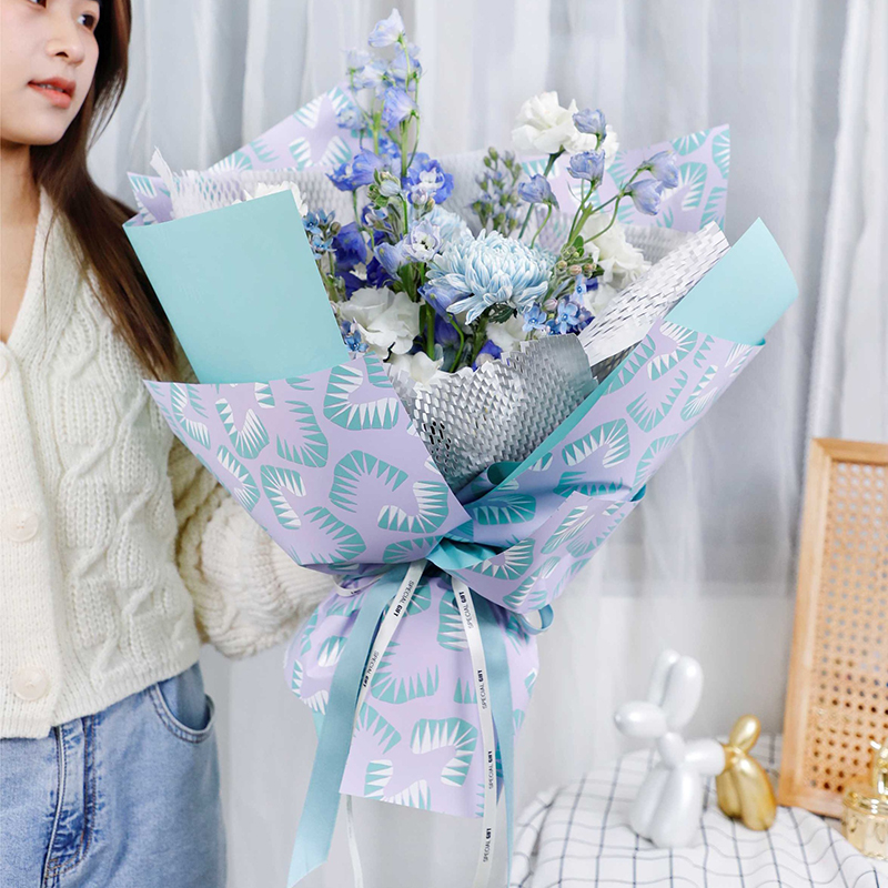 شش کاغذ بسته بندی گل با طرح برگ با رنگ روشن